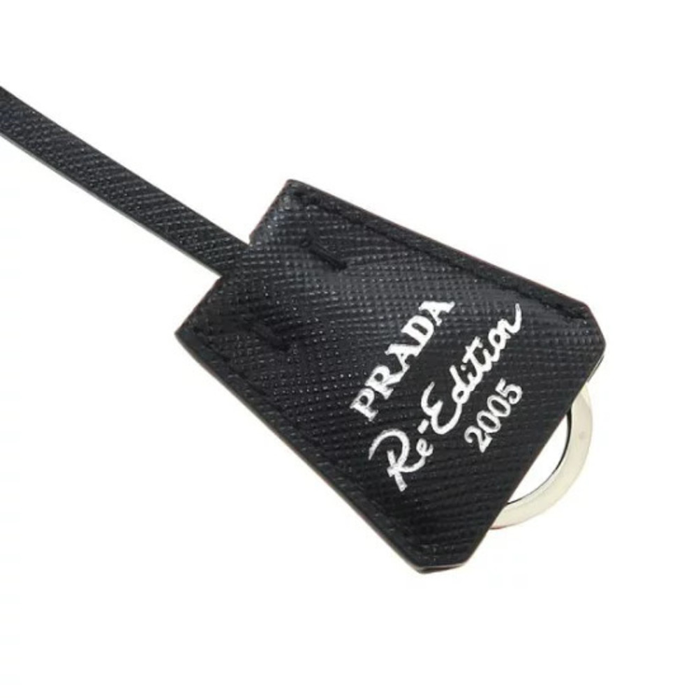 Prada 2005 Bag iconic enameled triangle logo Black - Picture 5 of 9
